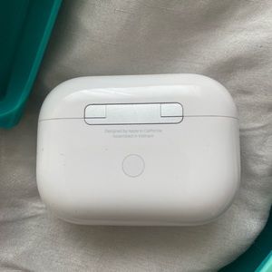Airpod Pro Case :)